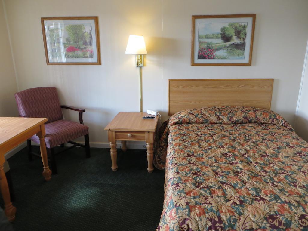 Pine Crest Motor Lodge Holly Springs Quarto foto